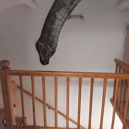 Dinosaur House Apartment Coll de Nargó Екстериор снимка