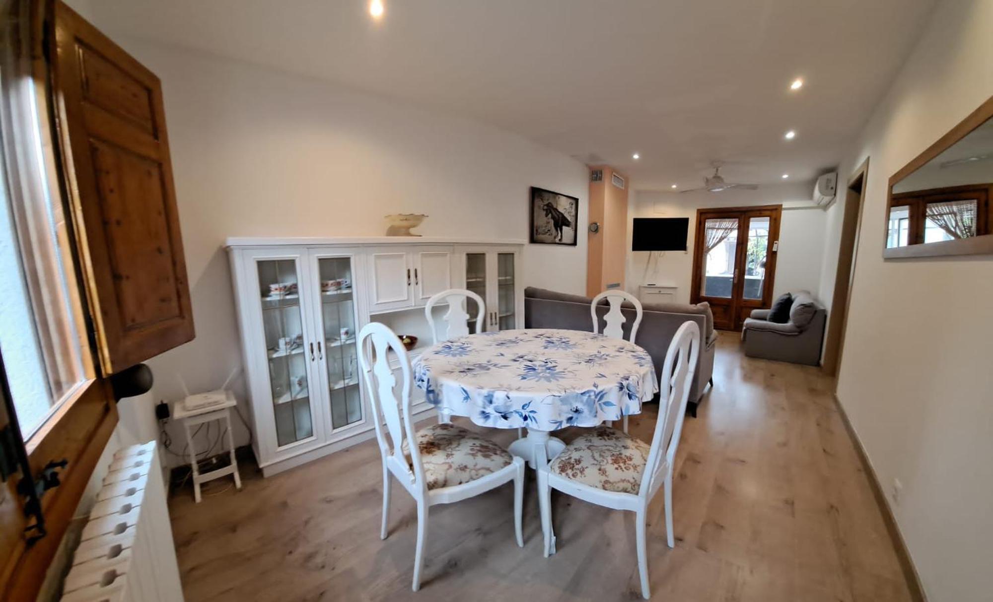 Dinosaur House Apartment Coll de Nargó Екстериор снимка