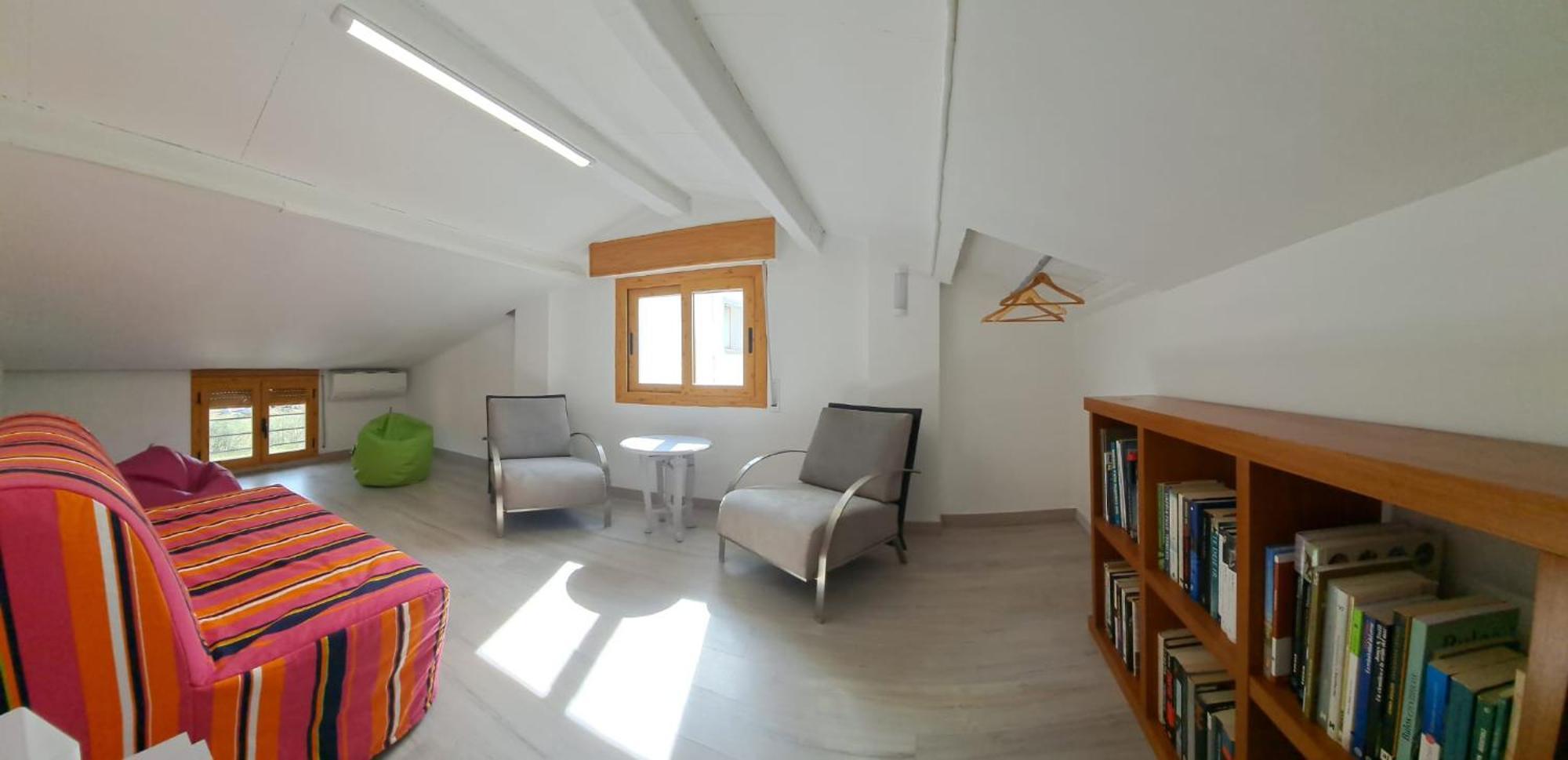 Dinosaur House Apartment Coll de Nargó Екстериор снимка